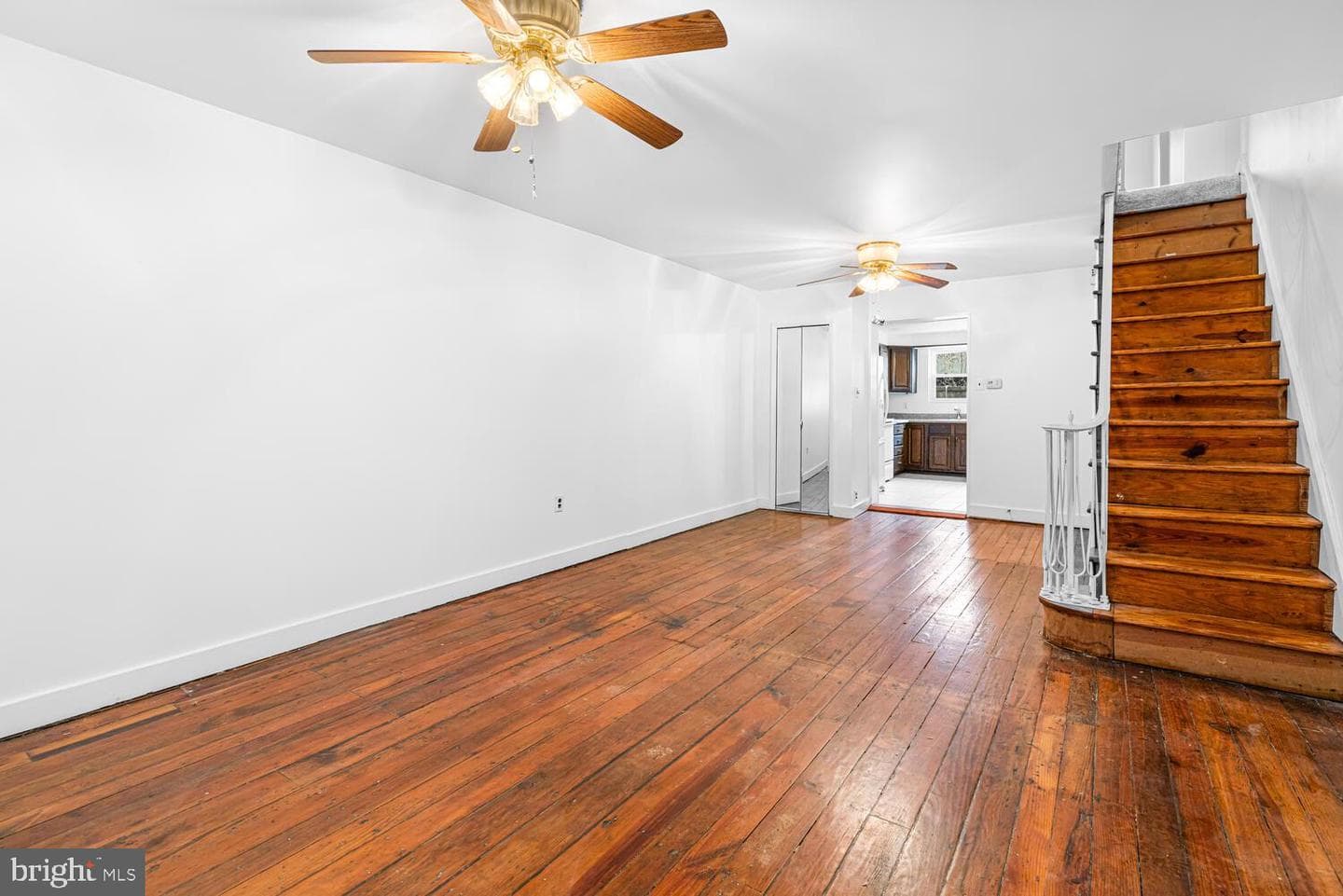 809 Mcclellan Street photo 3