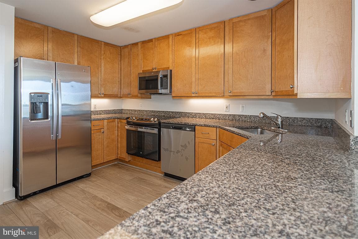717 S Chris Columbus Boulevard #1607 photo 8