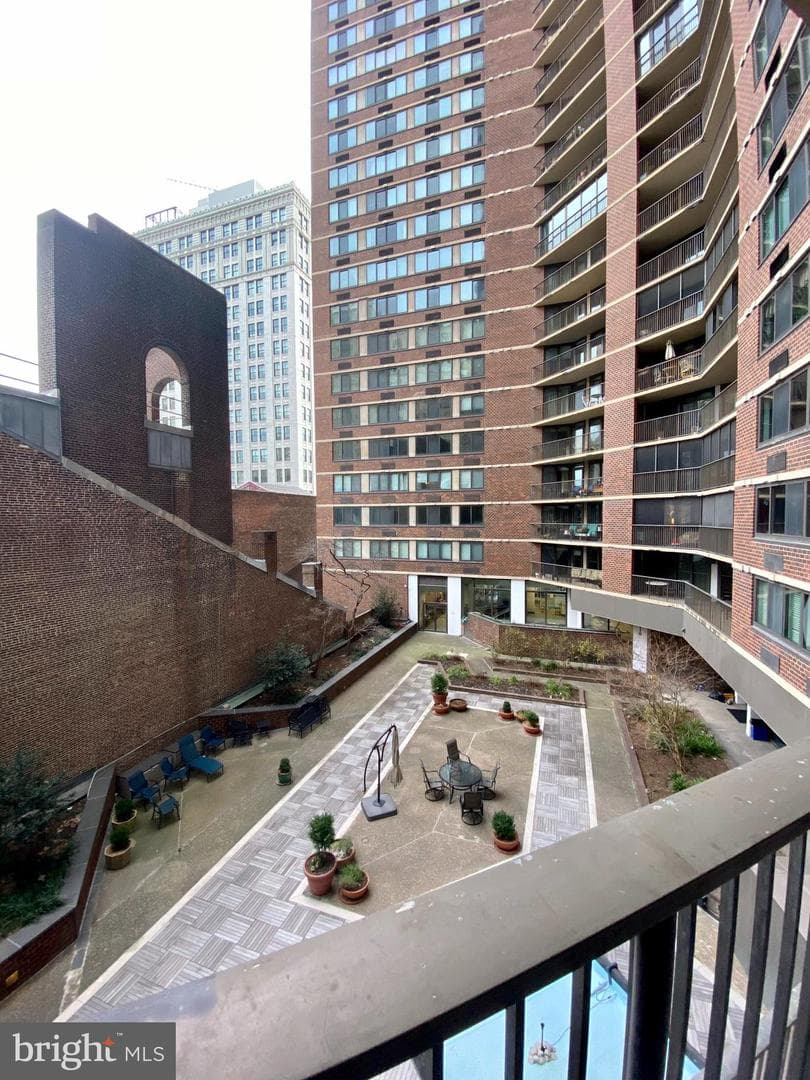 1420 Locust Street #7d photo 20