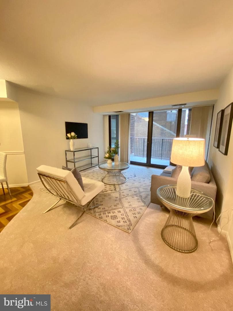 1420 Locust Street #7d photo 5