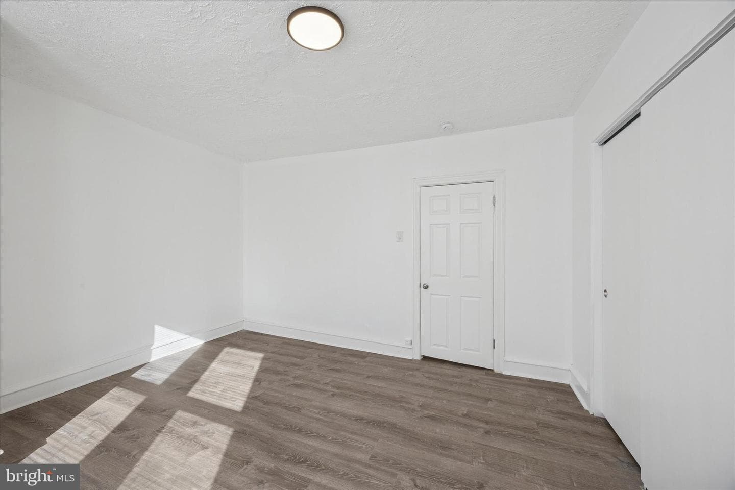 6127 Mcmahon Street photo 30