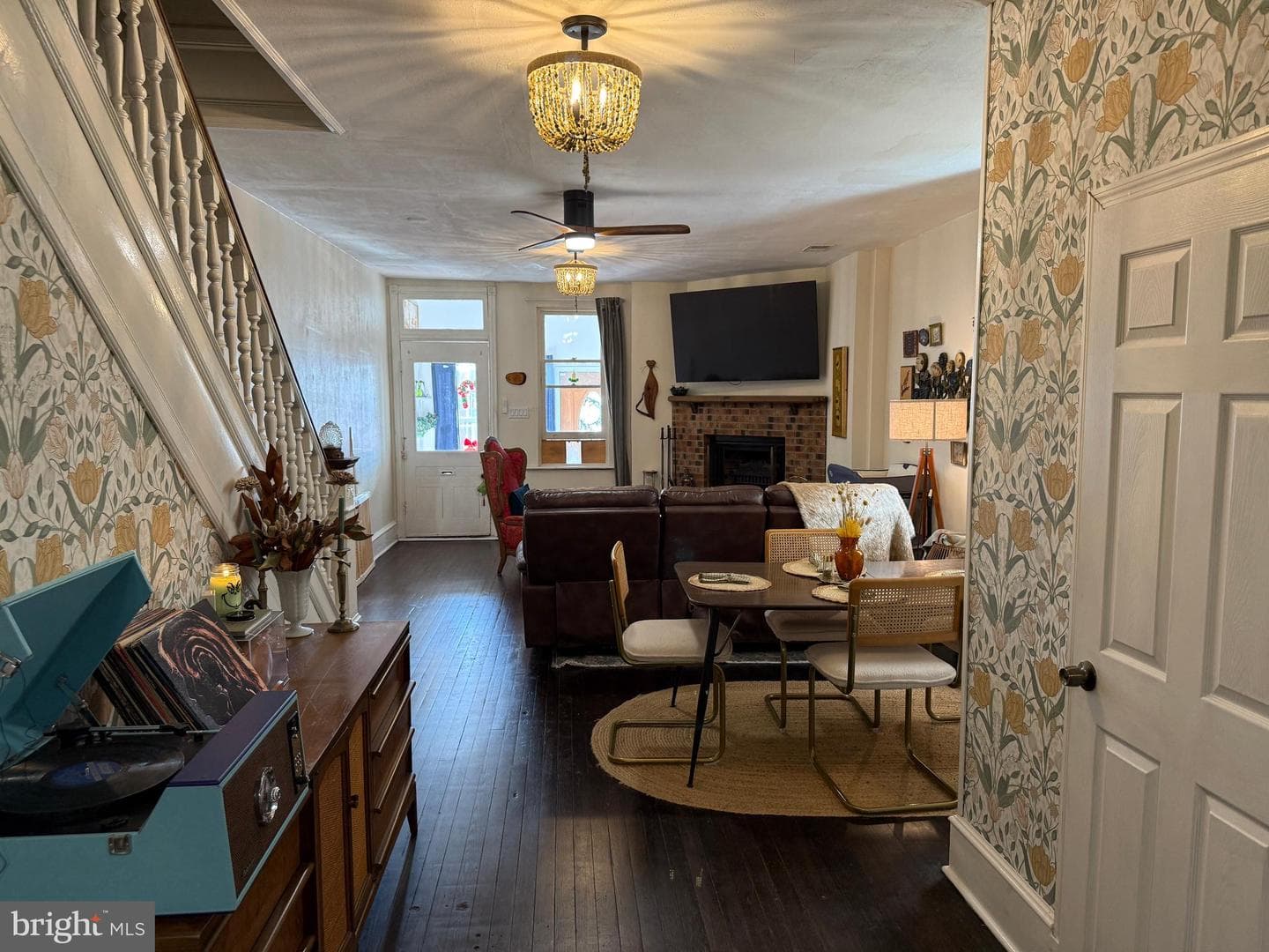 4614 Richmond Street photo 10