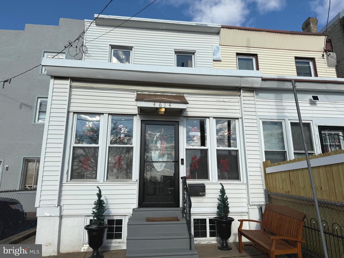 4614 Richmond Street photo 3