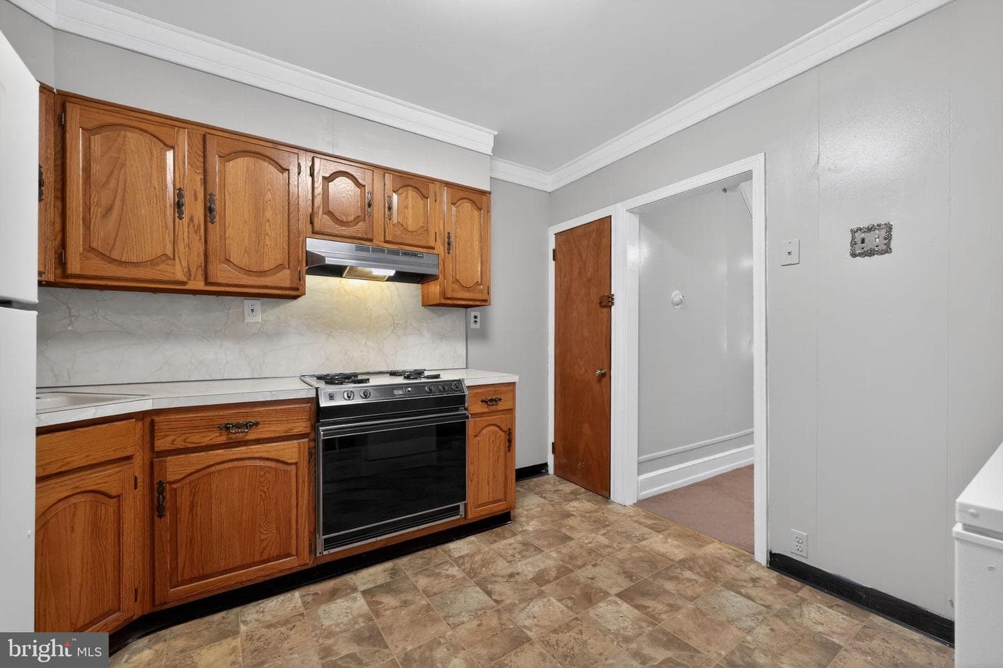 3319 N Sydenham Street photo 11
