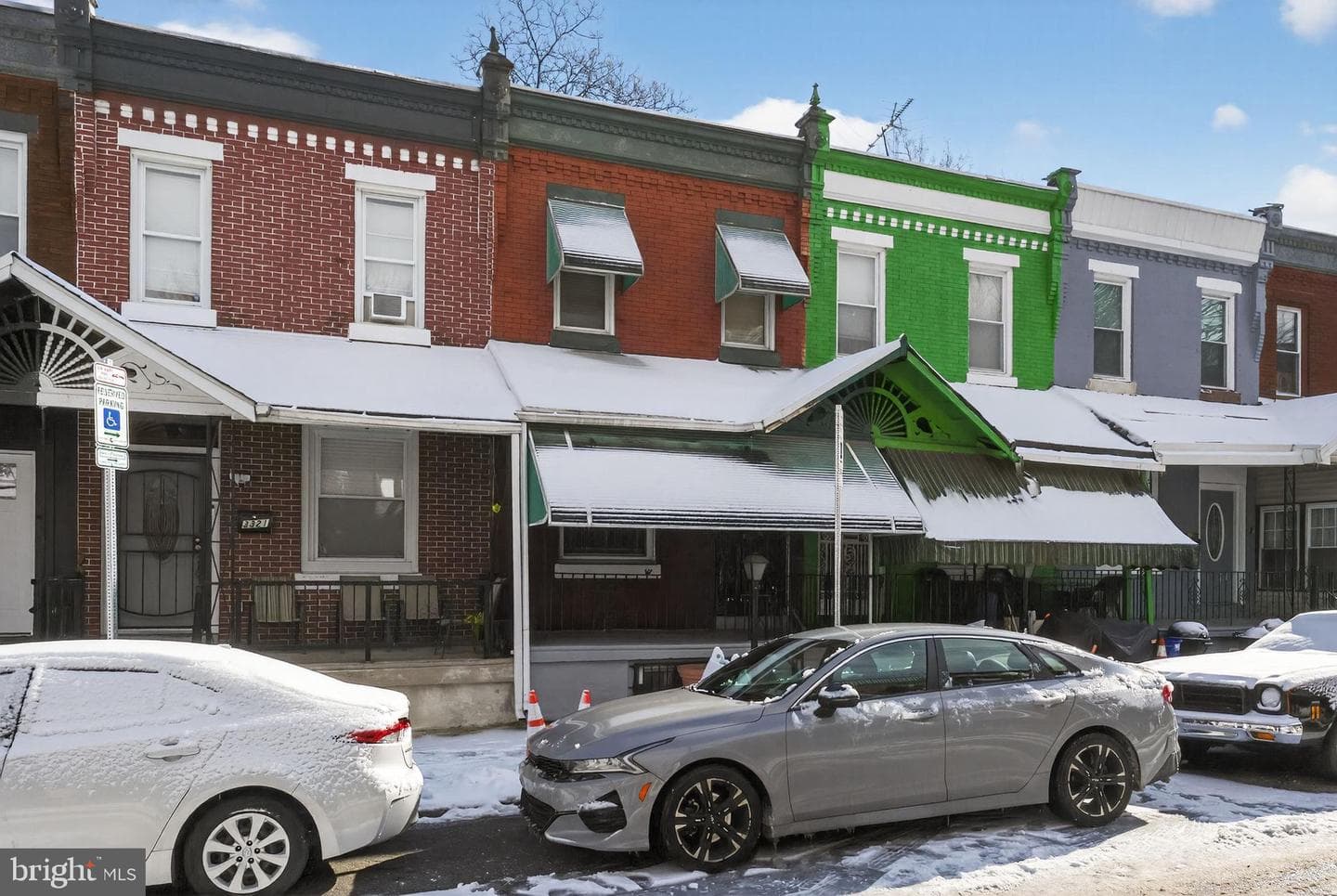 3319 N Sydenham Street photo 2