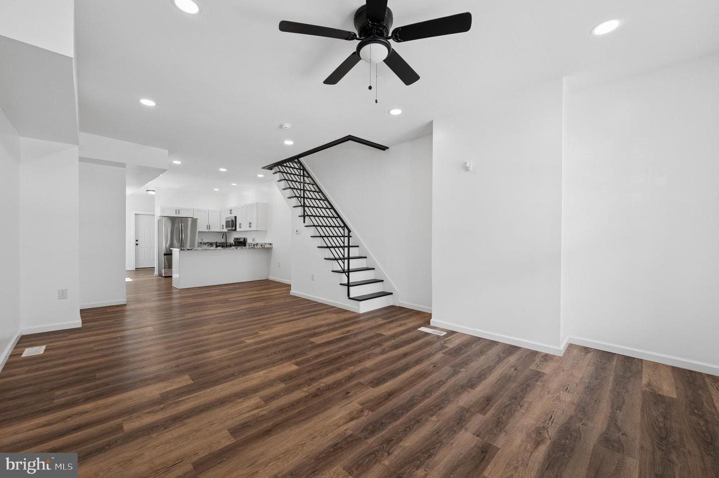 5321 Upland Street photo 3