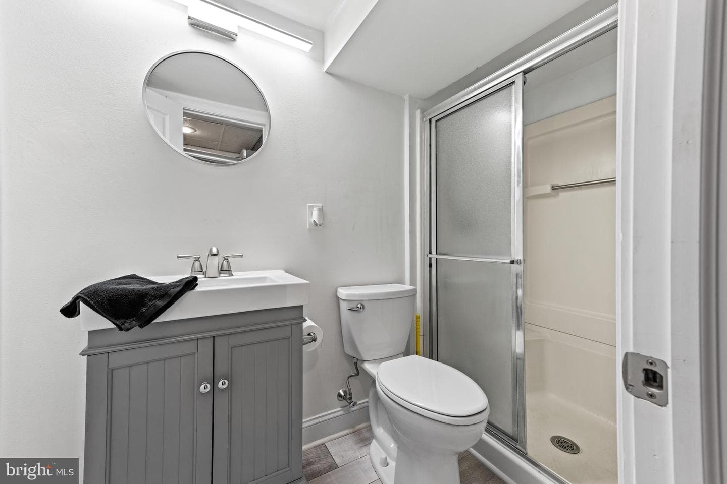 8102 Lister Street photo 27