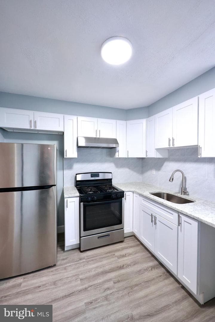 4603 Bleigh Avenue photo 9