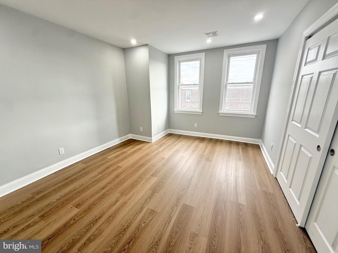 355 E Loudon Street photo 19