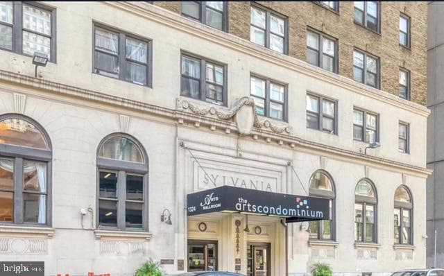 1324 Locust Street #819, Philadelphia