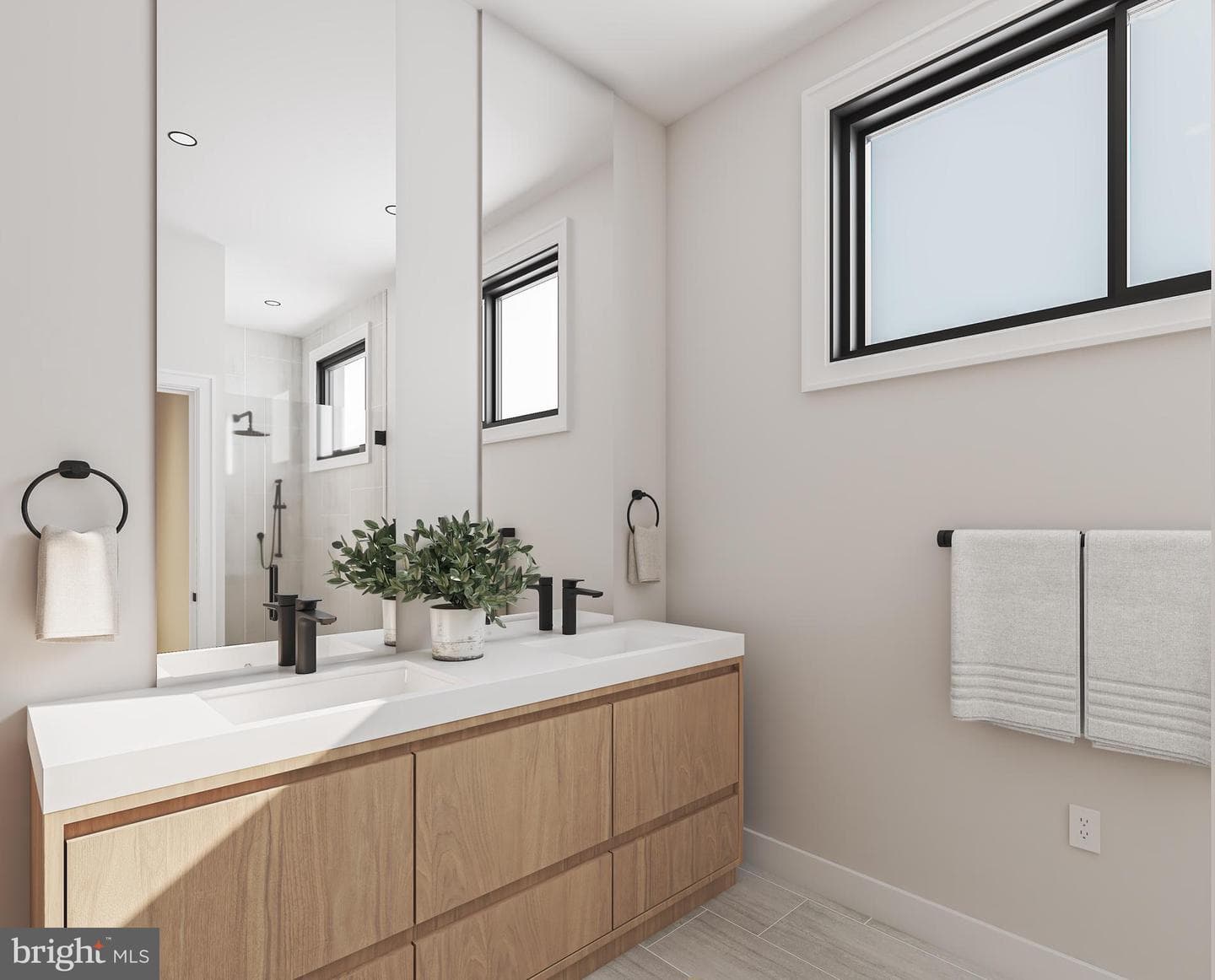 156 W Berks Street photo 6