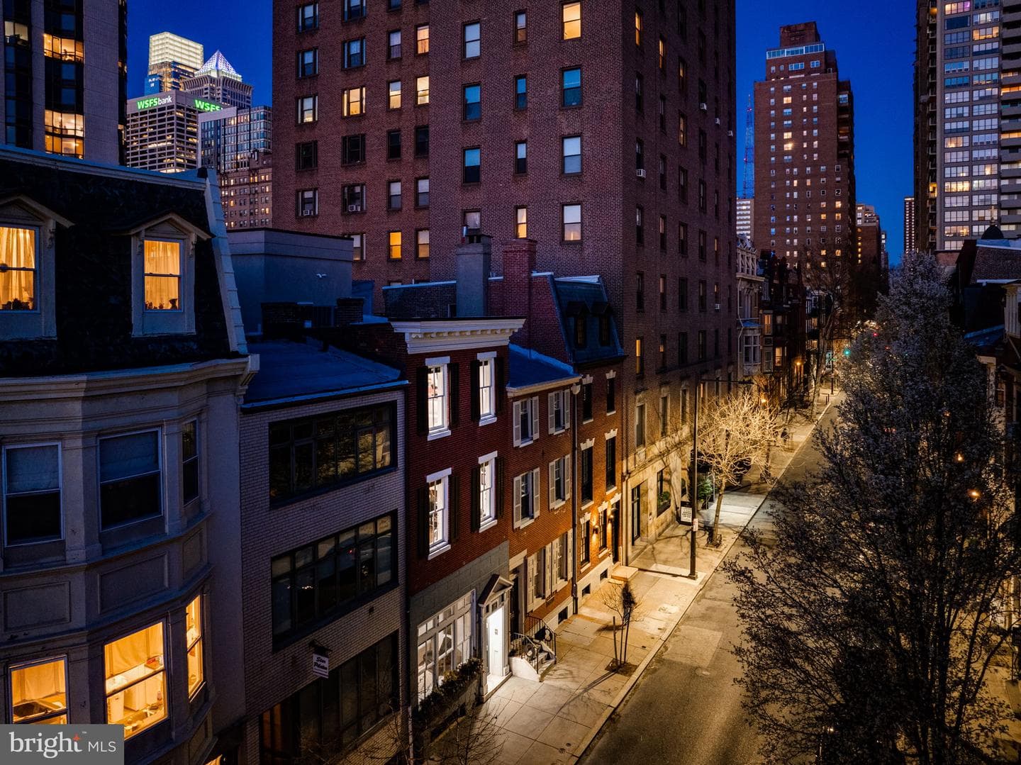 2041 Locust Street photo 1