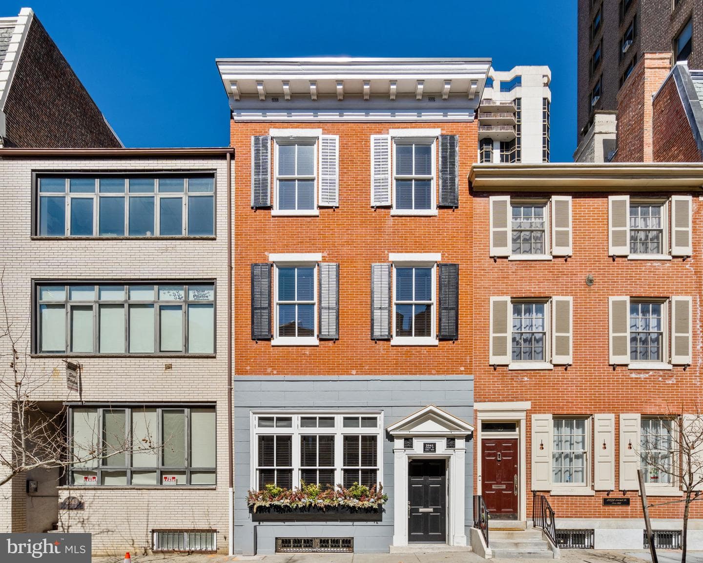 2041 Locust Street photo 69