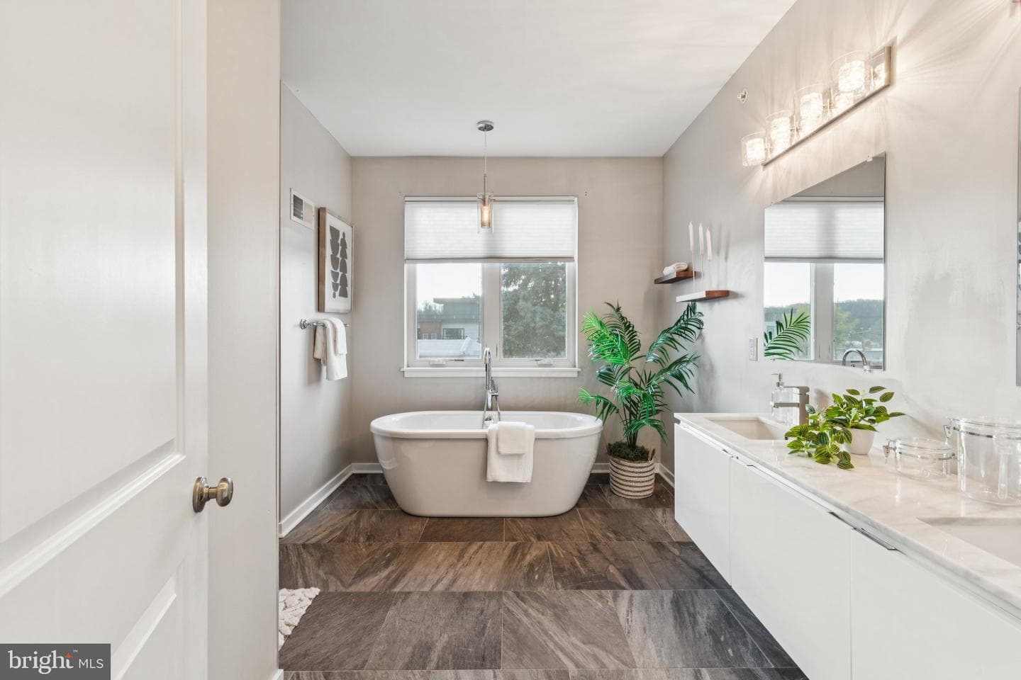 3828 Manor Street photo 19