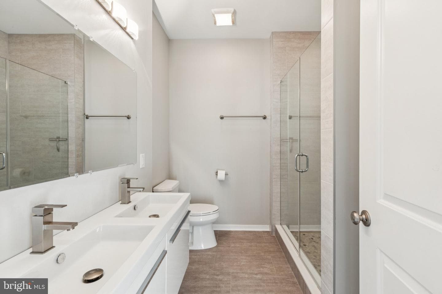 3828 Manor Street photo 40
