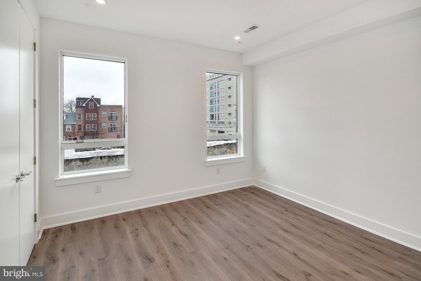 113 Olive Street photo 13