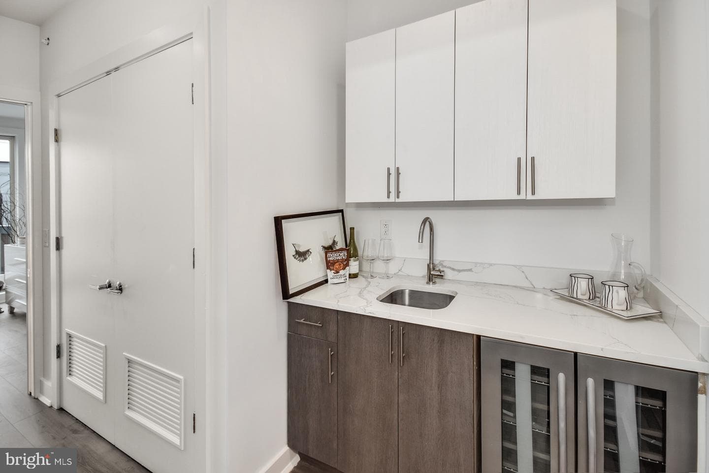 113 Olive Street photo 18