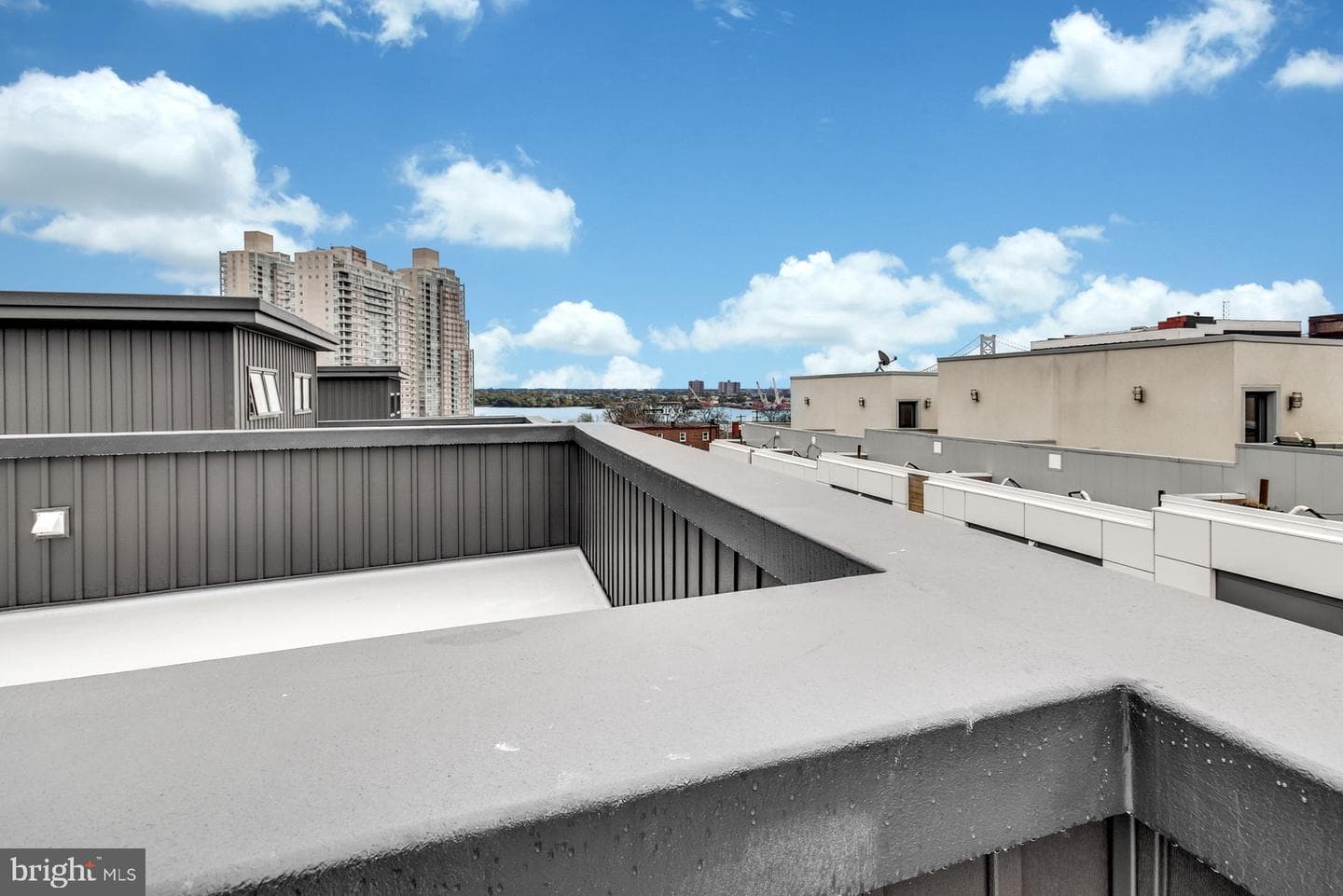 113 Olive Street photo 28