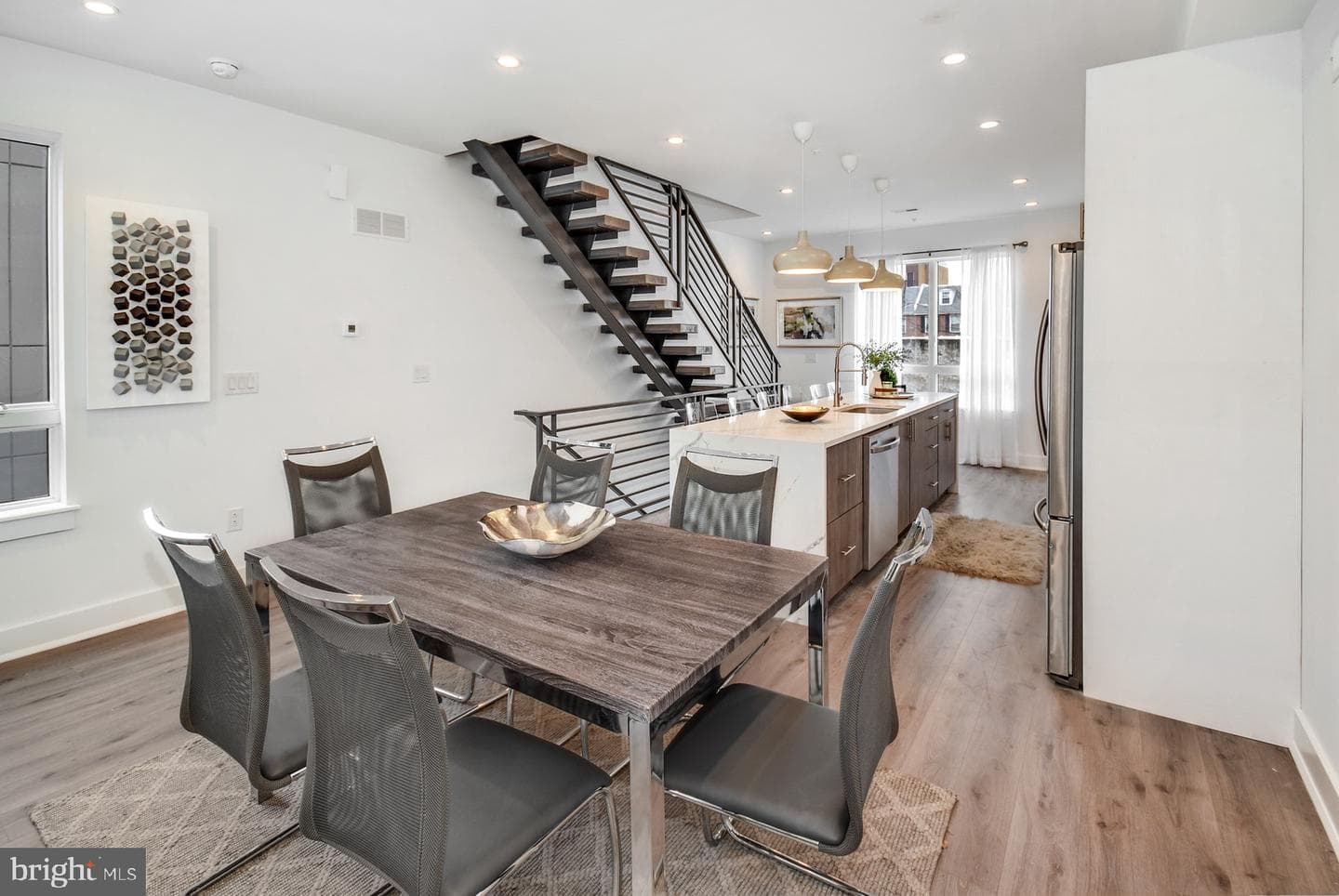 113 Olive Street photo 8
