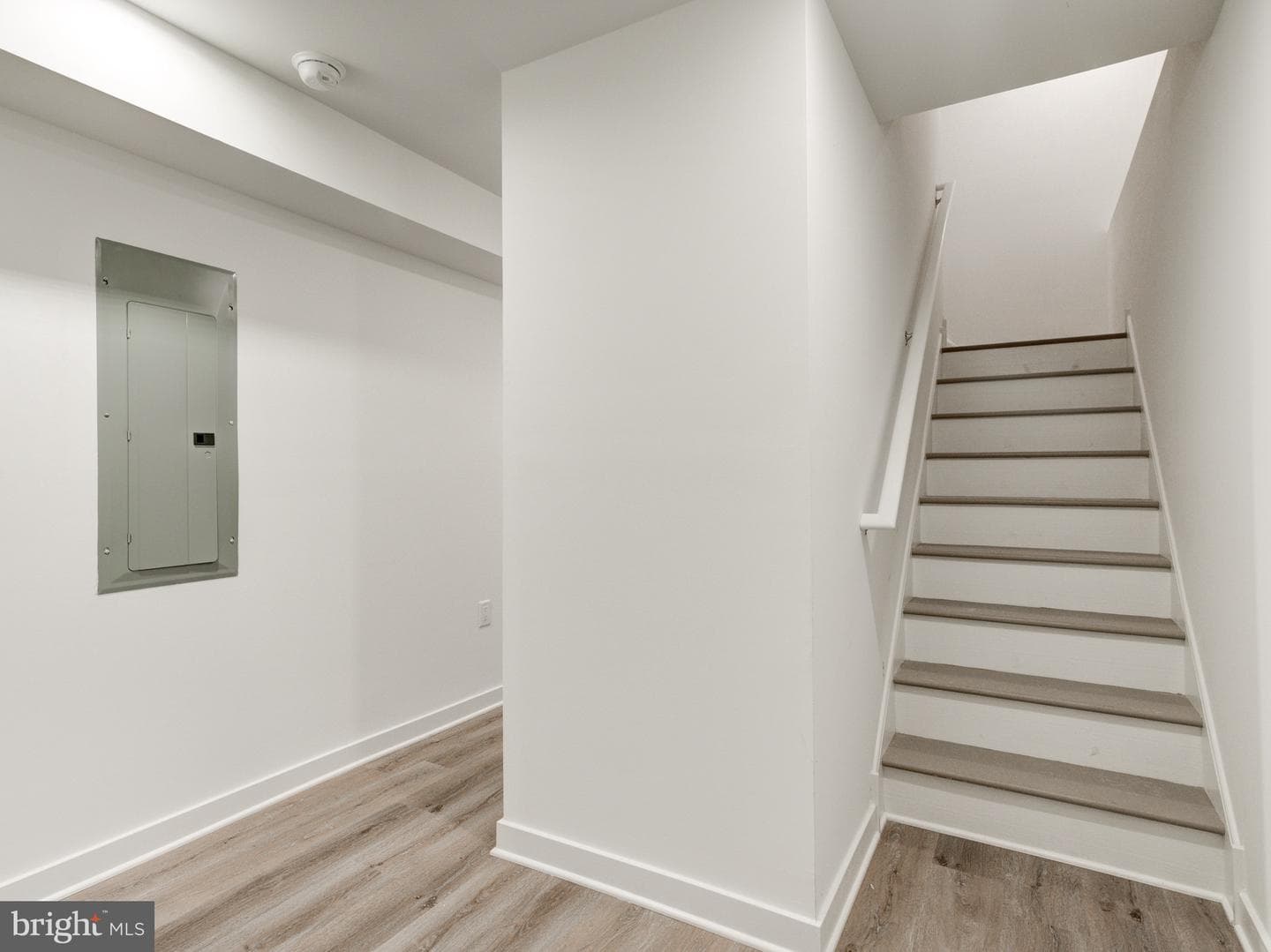 2855 Amber Street photo 23