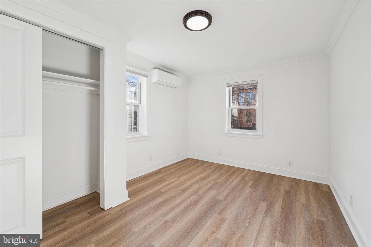 1812 N Front St photo 23