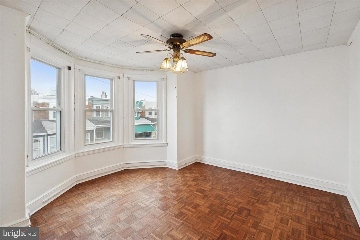 818 S Vogdes Street photo 21