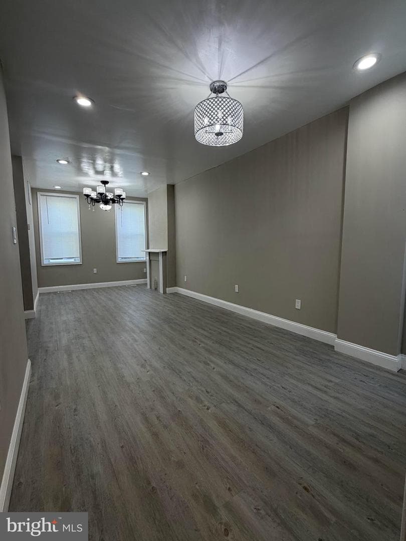 2712 N Hicks Street photo 5