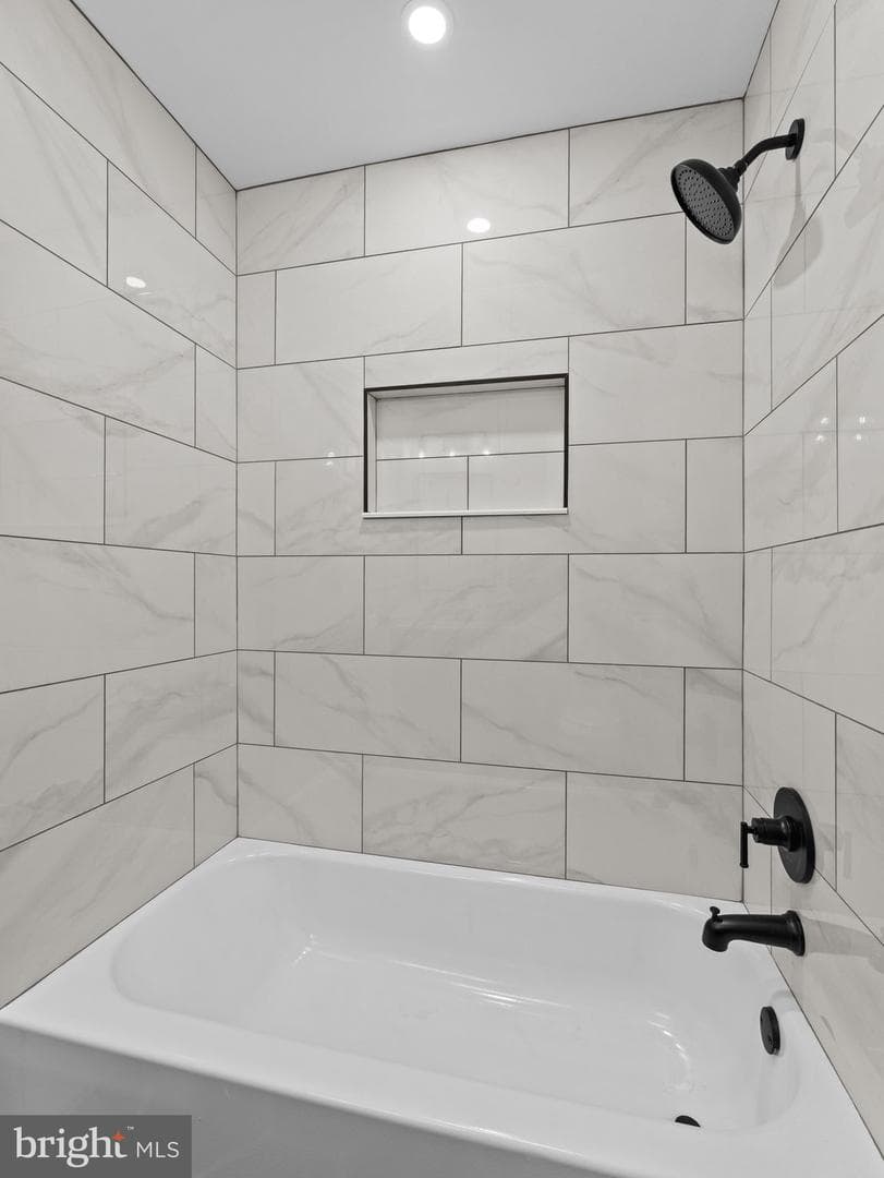 1007 E Dorset Street photo 25