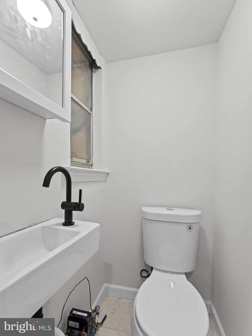 1007 E Dorset Street photo 30