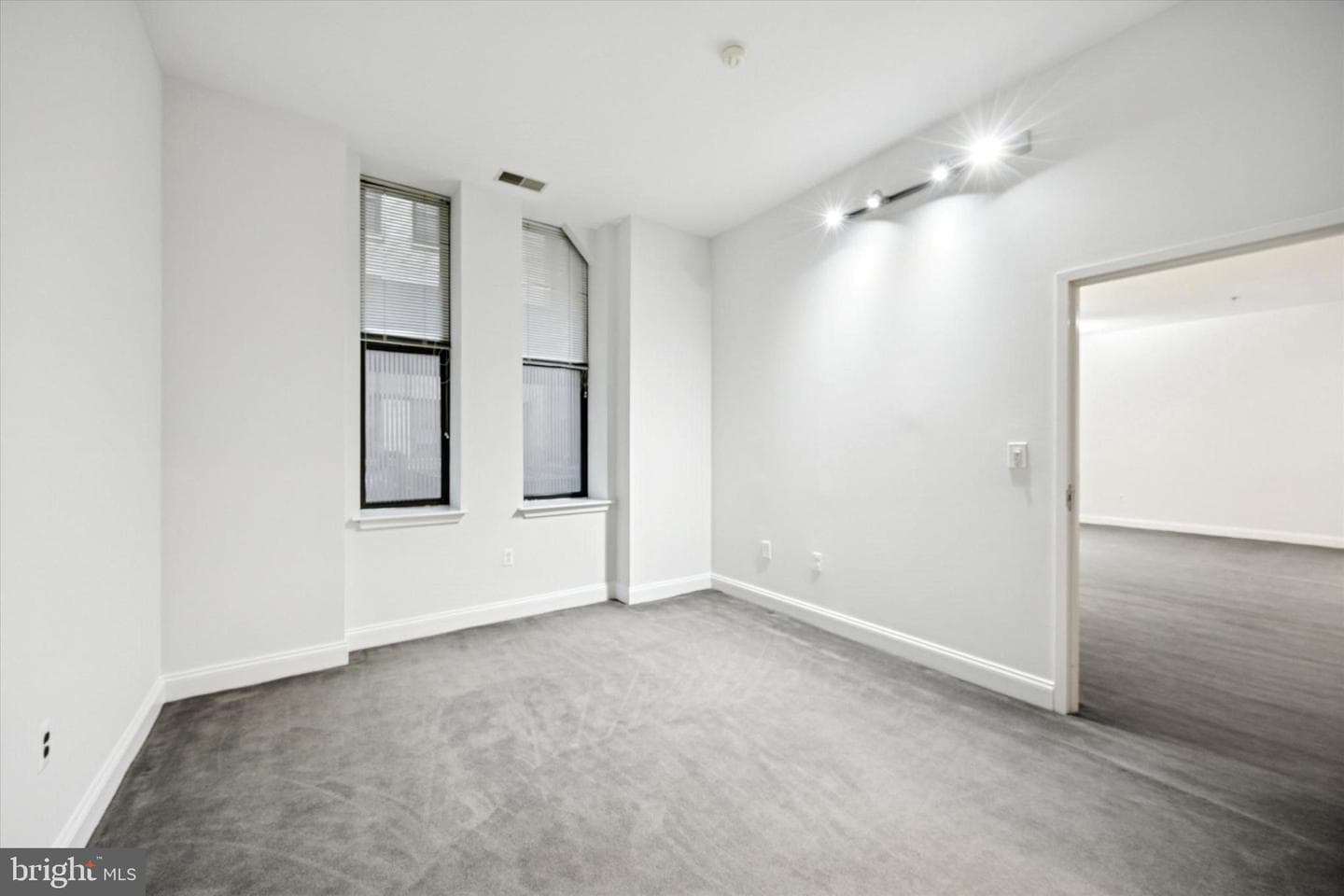 1001 Chestnut Street #205w photo 19