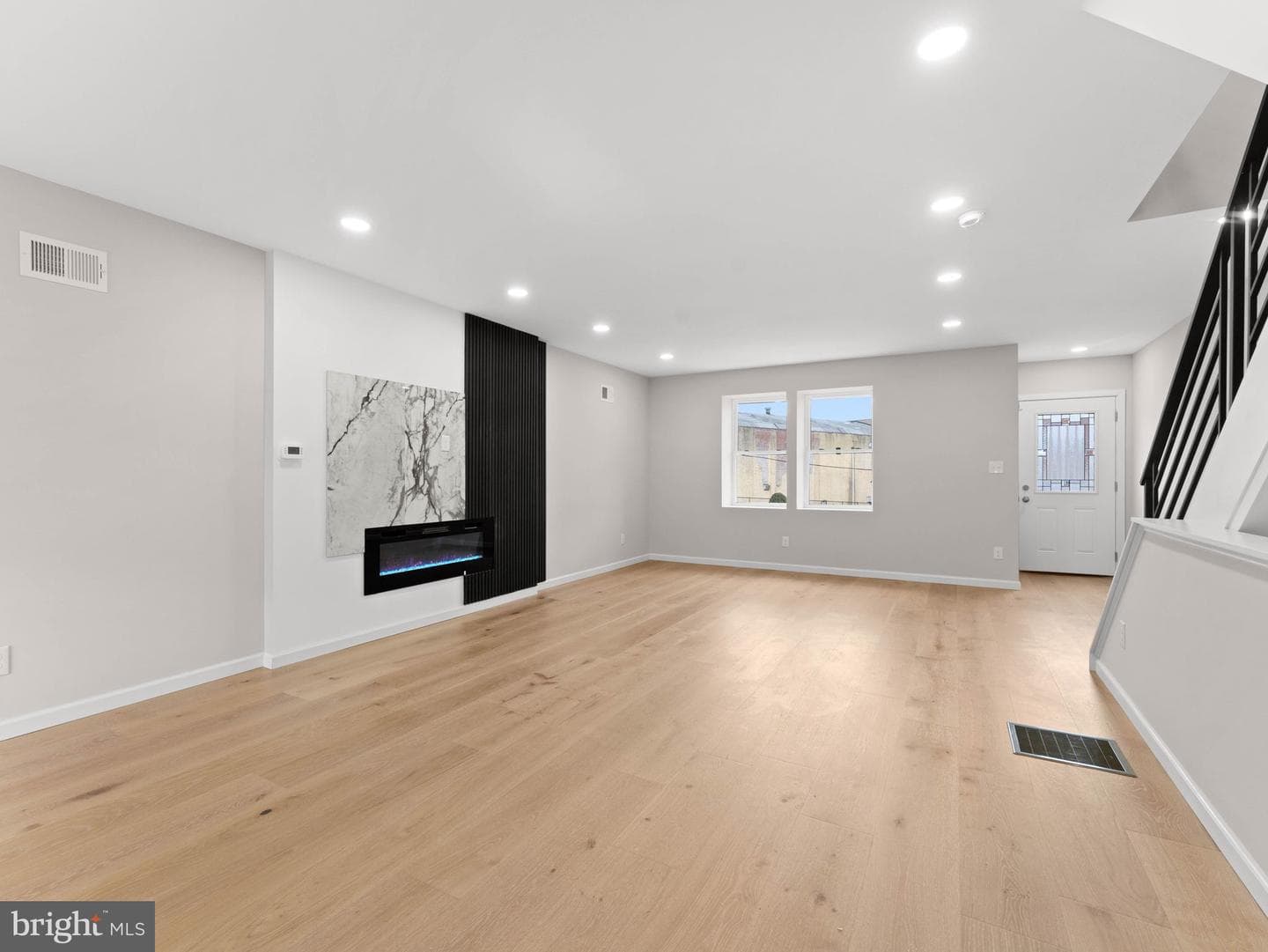 7246 Forrest Avenue photo 7