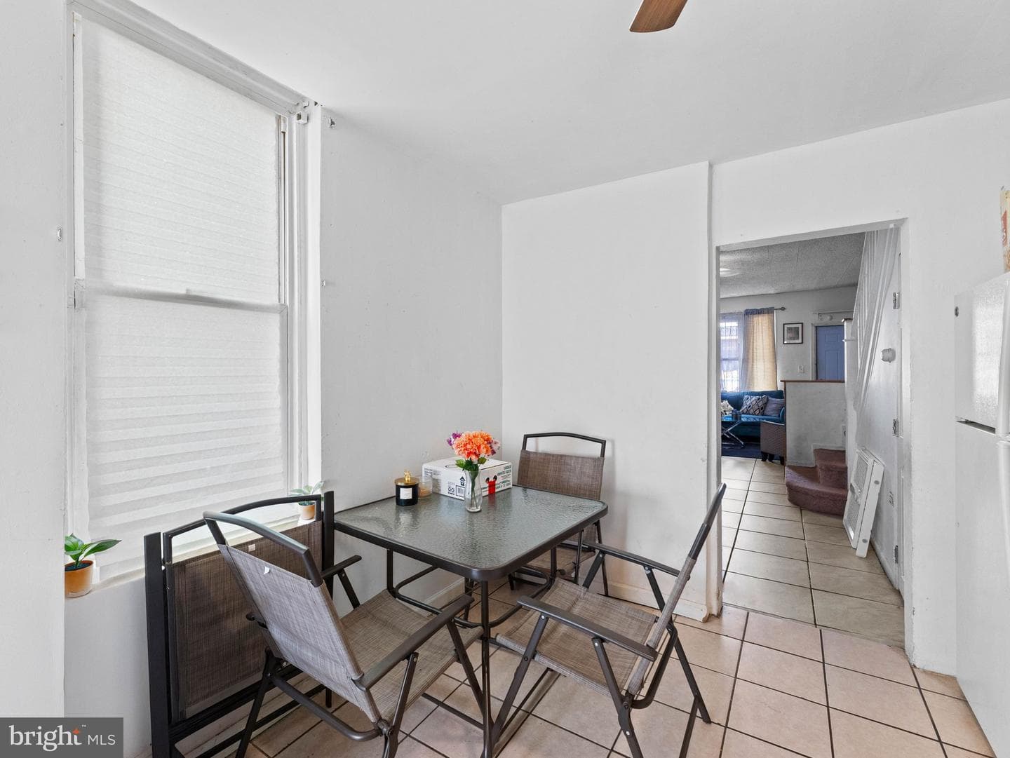 944 E Russell Street photo 10