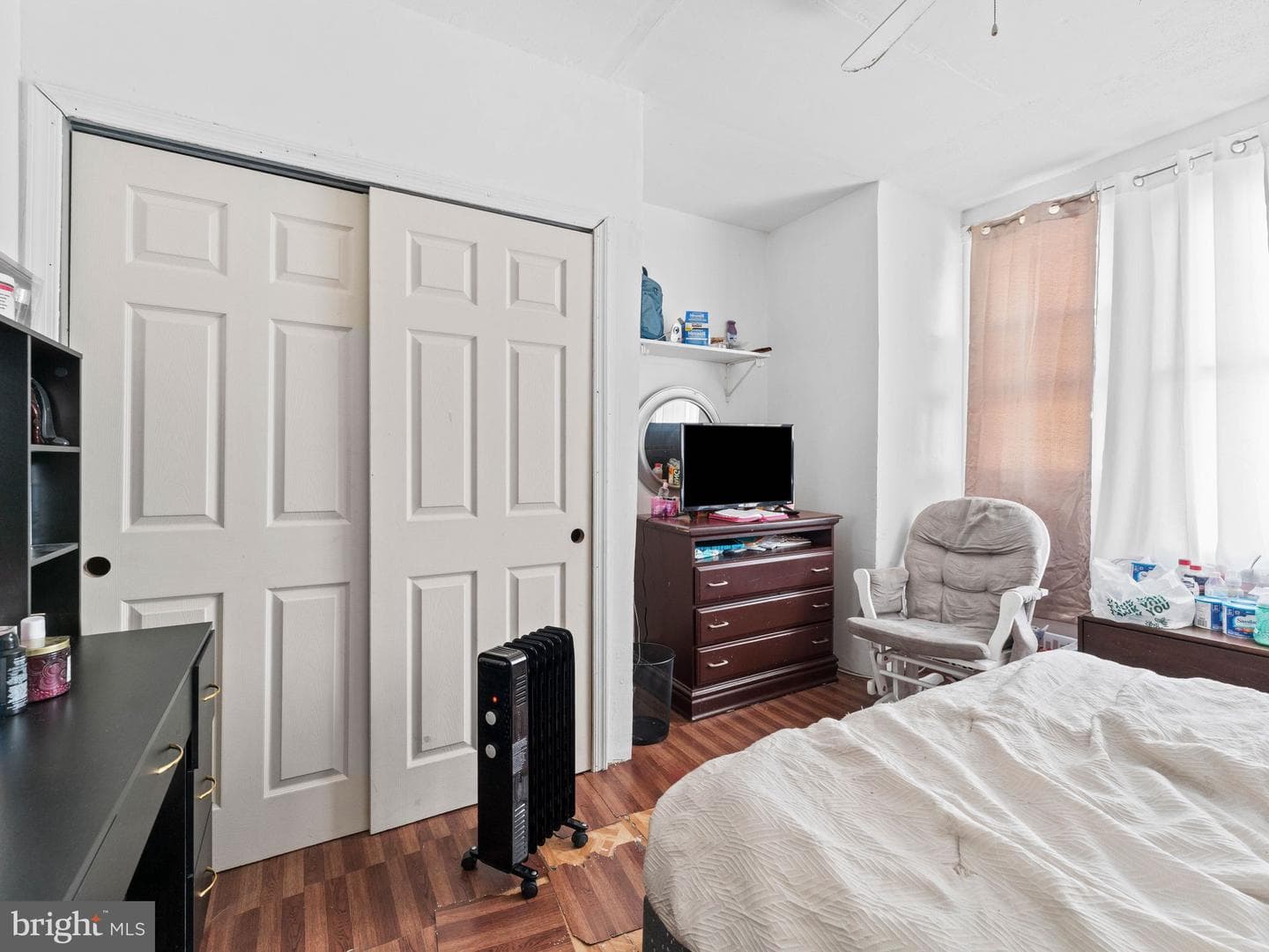 944 E Russell Street photo 12
