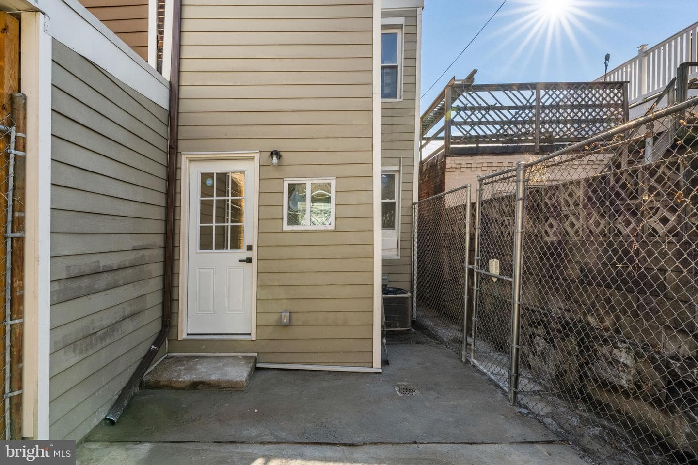 3058 Tilton Street photo 19