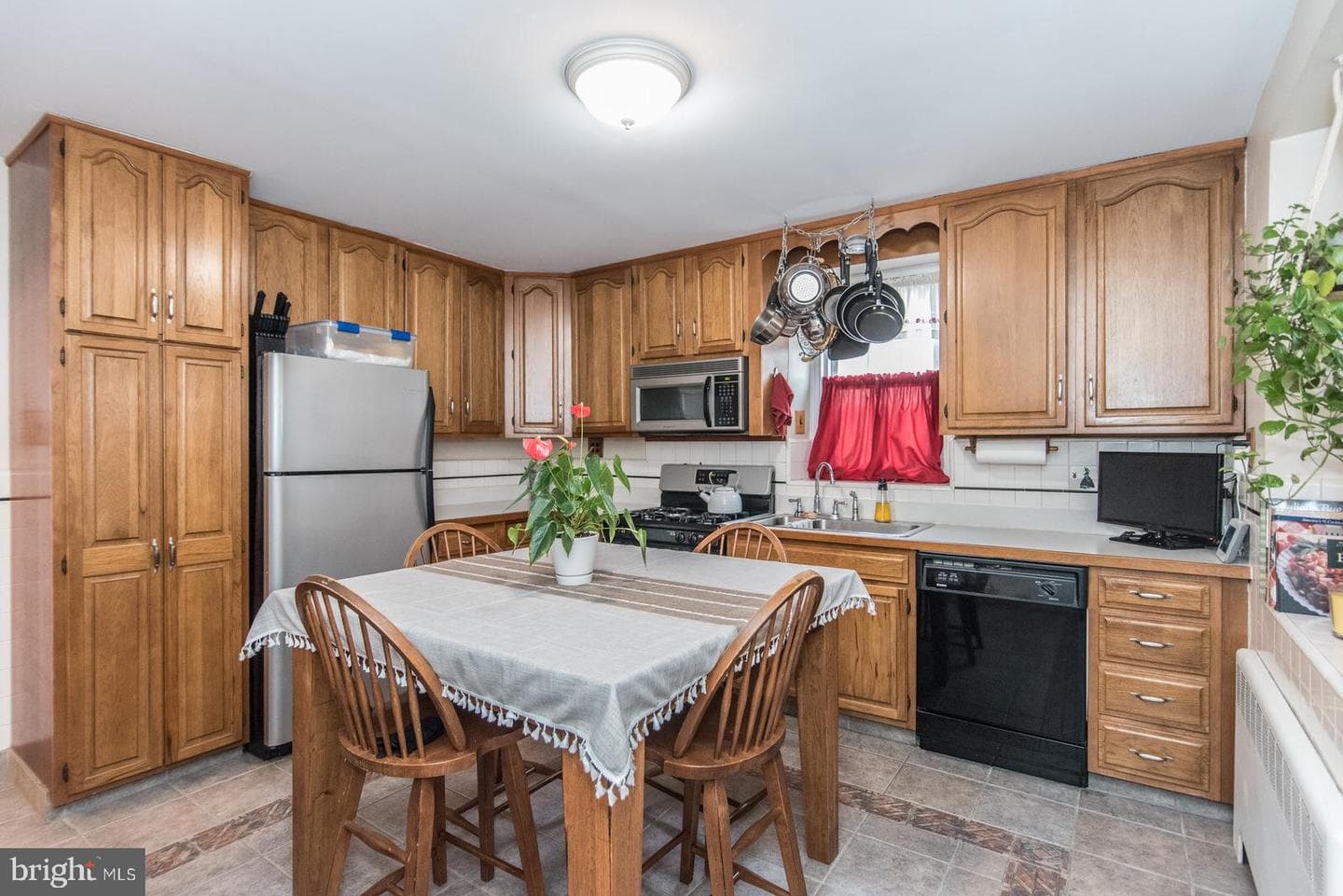 4607 Aubrey Avenue photo 16