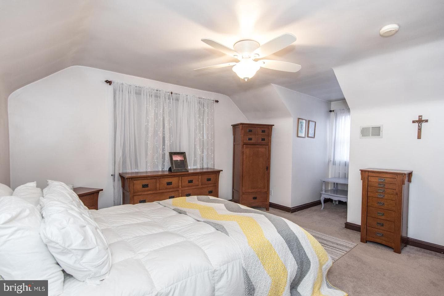 4607 Aubrey Avenue photo 32