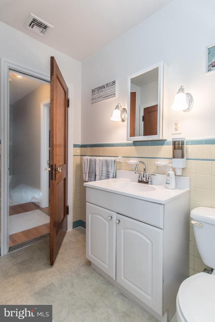 4607 Aubrey Avenue photo 40