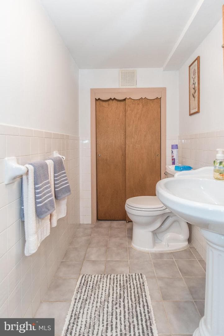 4607 Aubrey Avenue photo 59