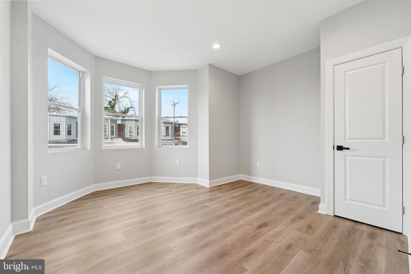 2915 N 24th Street photo 12