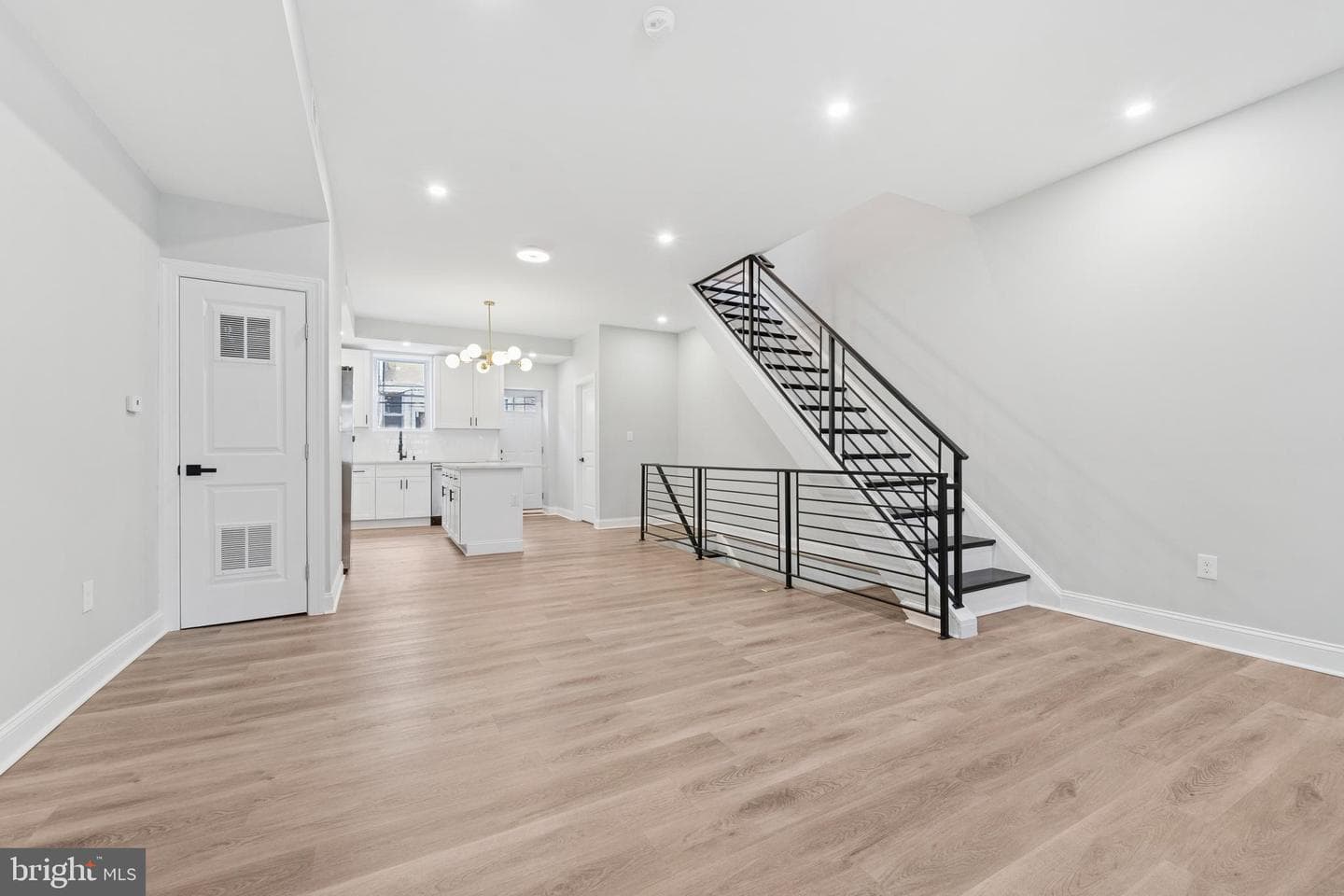 2915 N 24th Street photo 3