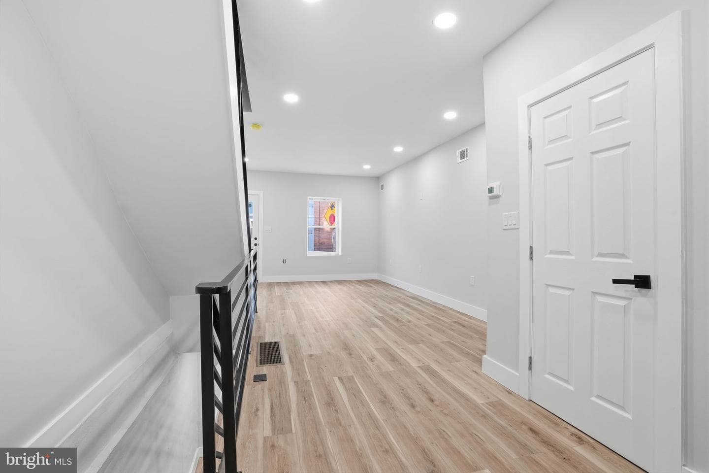 2538 S Sheridan Street photo 11