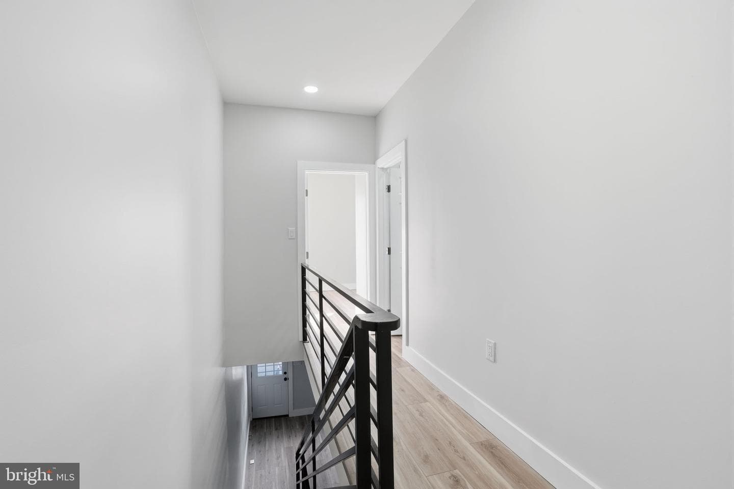 2538 S Sheridan Street photo 15
