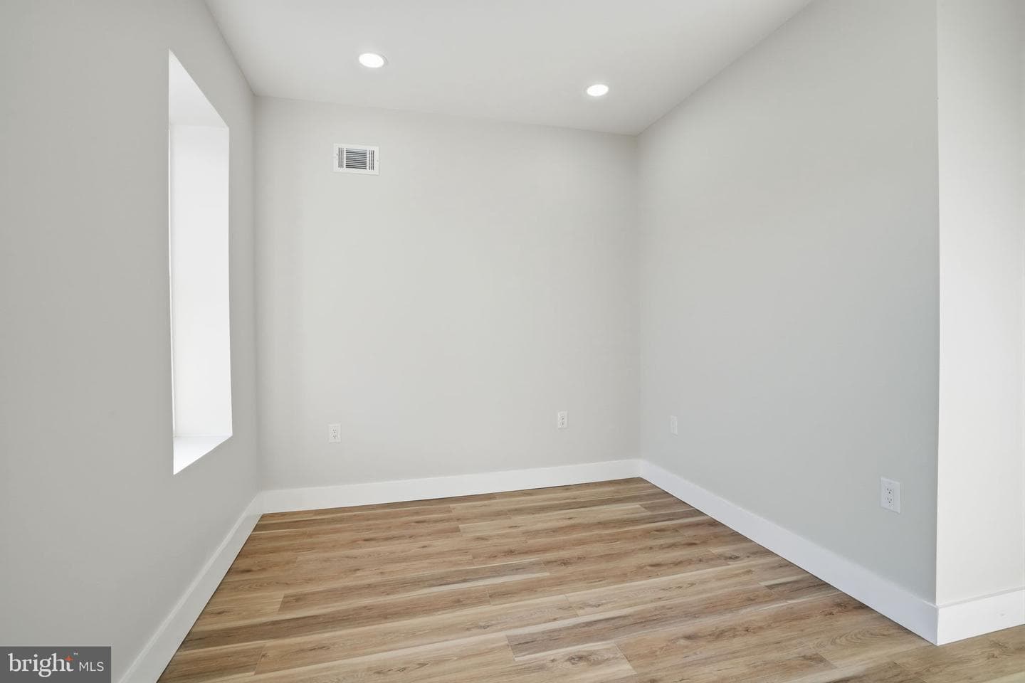 2538 S Sheridan Street photo 19