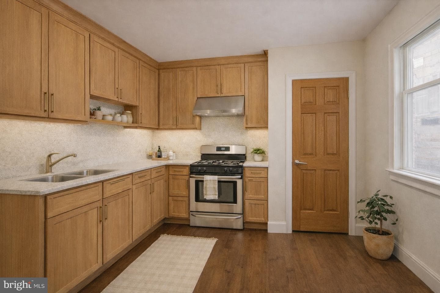 5124 Newhall Street photo 12