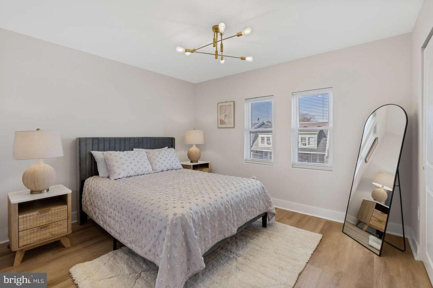 366 E Wister Street photo 13