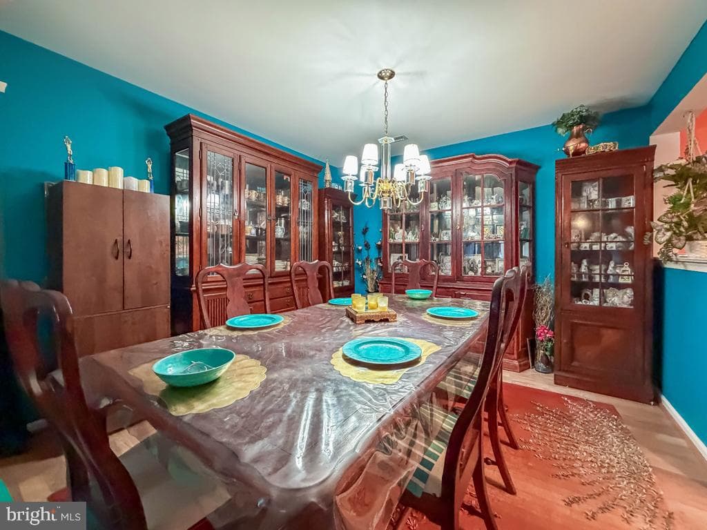 72203 Delaire Landing Road #203 photo 10