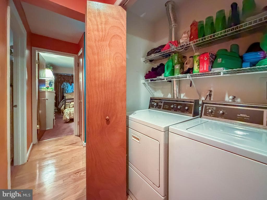 72203 Delaire Landing Road #203 photo 22