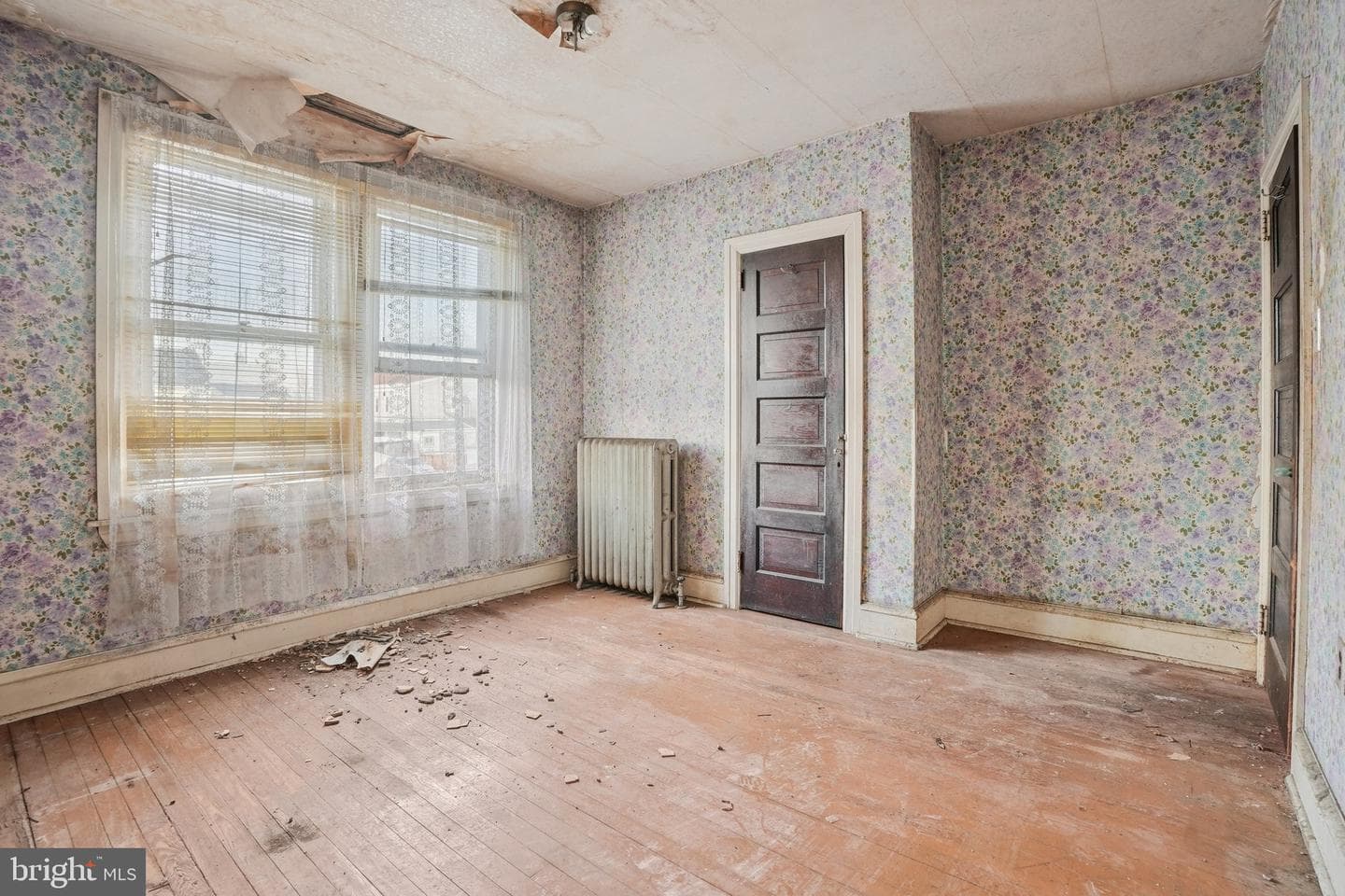 5322 James Street photo 19