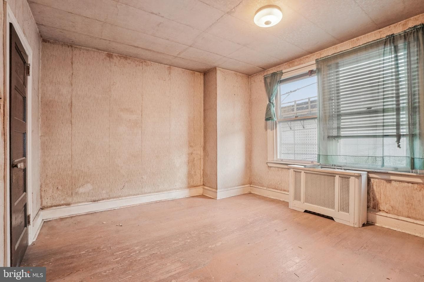 5322 James Street photo 26