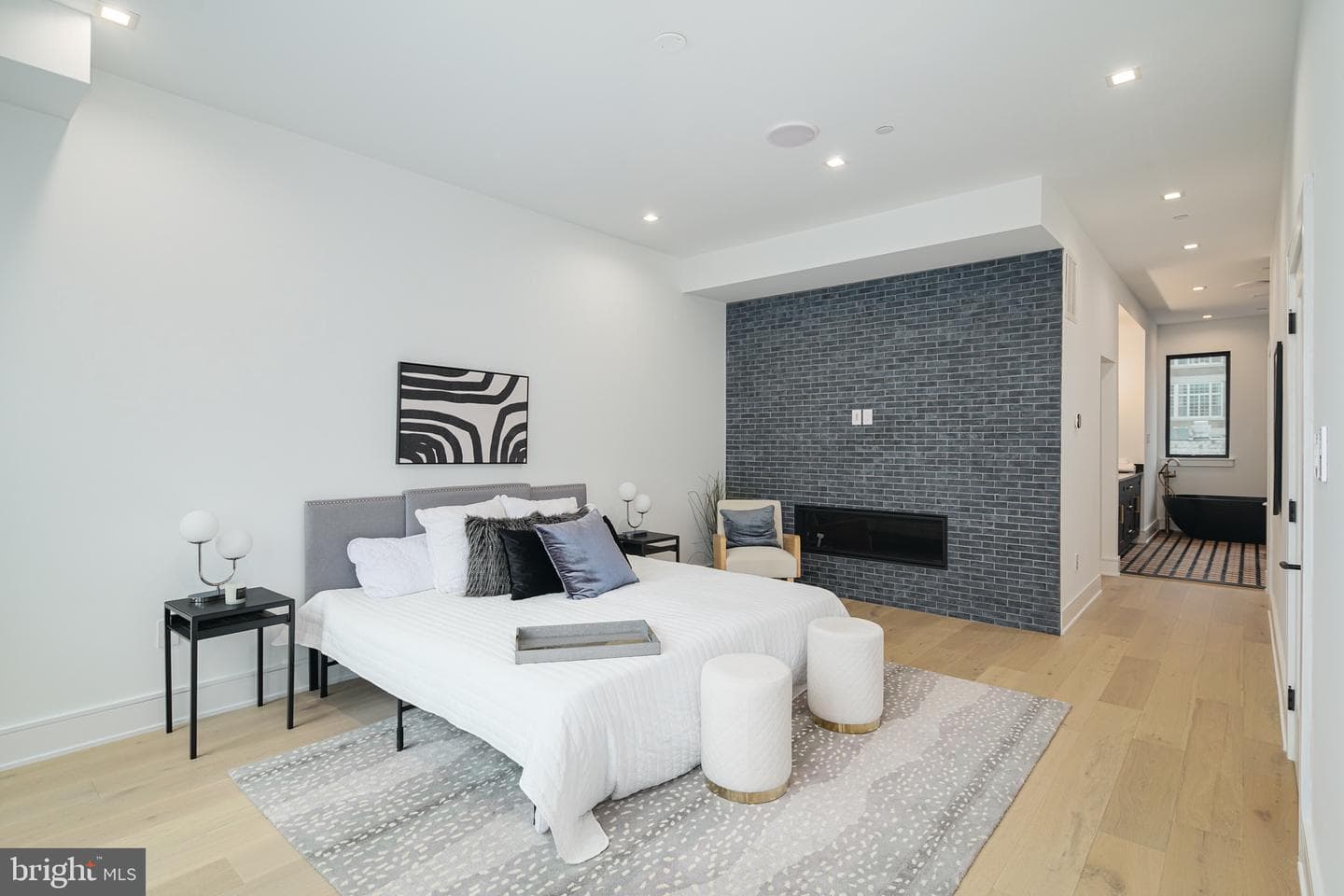 2324 Sansom Street photo 49
